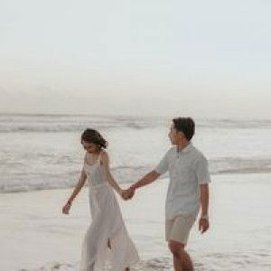 Eka Aryani Putri profile icon