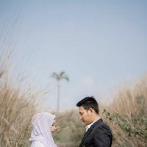 Yuni Lestari profile icon