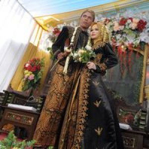 Ratna Sari profile icon