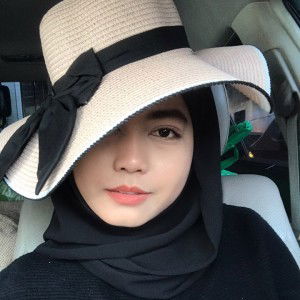 Zella Mokhtar profile icon