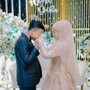 Heni Ismawati profile icon