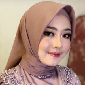 Ousa Azizah Setiawan profile icon