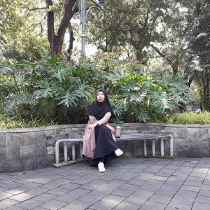 nur halimah profile icon