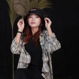 Aprilina profile icon