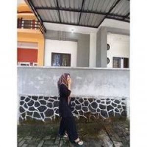 Intan Permata Sury profile icon