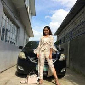 Ria Quiño profile icon