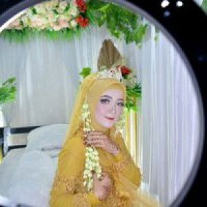 Devi Hekmatiar profile icon