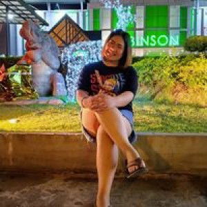 กมลรัตน์ ล่ำสัน profile icon