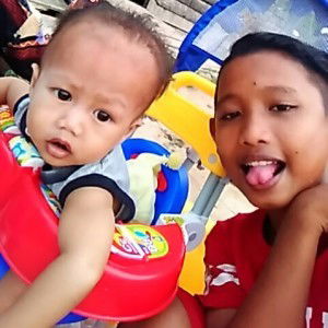 deris riswenda profile icon