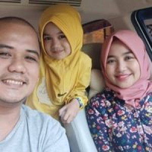 Wiwik Sary Lestari profile icon