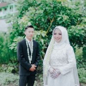 Anisa Dyah Handayani profile icon