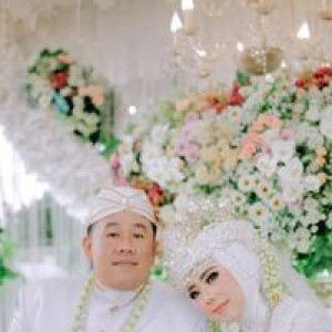 Tria Tri profile icon