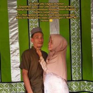 Dewi Akbar profile icon