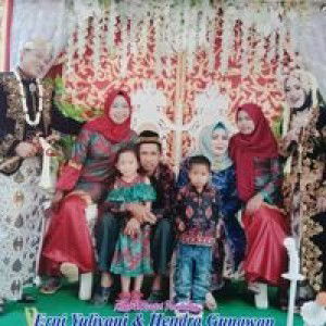 Erny Yulianie profile icon