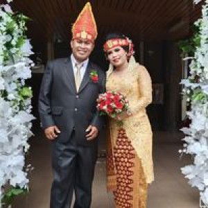 Romelia Simatupang profile icon