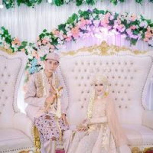 Aini Laila profile icon