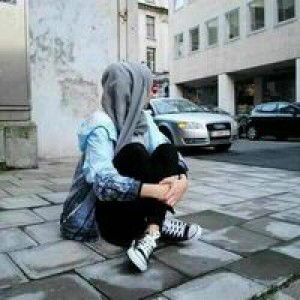 Lintang Sari profile icon