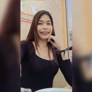 Rmiina Maneerat profile icon