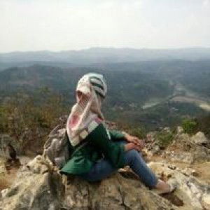 Siti Nur Fajriah profile icon