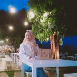 Siti Anisa profile icon