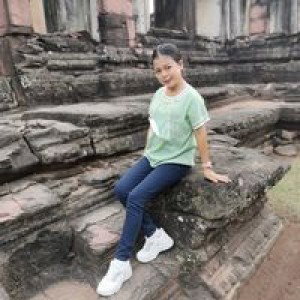 อิ๋วอิ้ว 'ววว ไงจะใครล่ะ profile icon