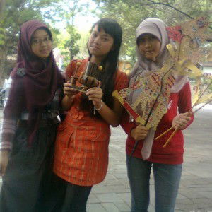 Evinovi Haryanti profile icon