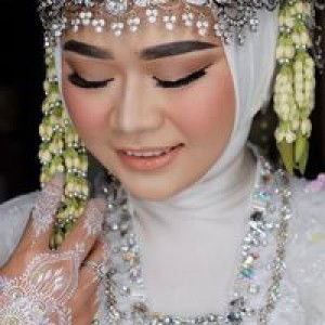 Alma Syifa profile icon