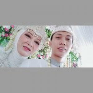 Kartika Sari Dewi profile icon