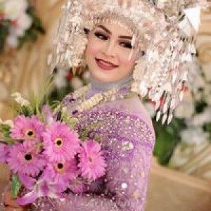 Yuli Ana profile icon