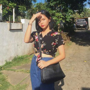 Liana Navarro profile icon