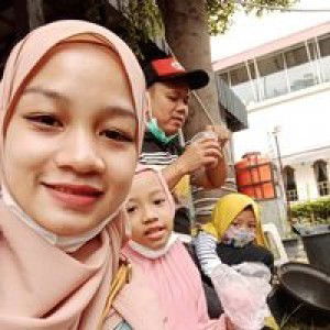 Syifa Fauziyah profile icon