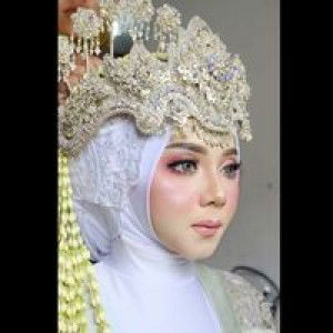 Rizky Azizah profile icon