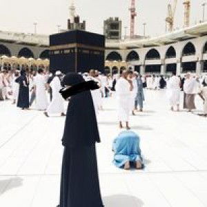 นินูรอีน แวอาลี profile icon