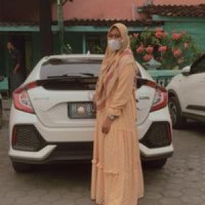 Umi Rosidatul Muna profile icon