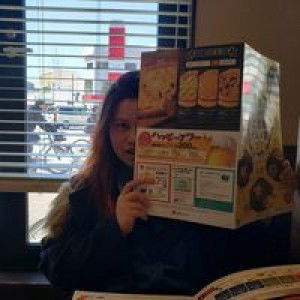 Sarah Lyn Reyes profile icon