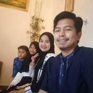 Dinda Sariyanti profile icon