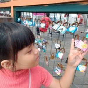 Zia RozZia As Absari profile icon