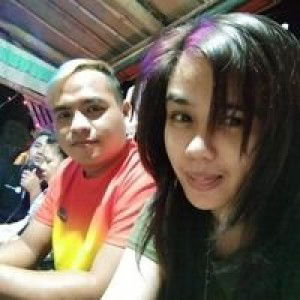 Khris Tine Dela Cruz profile icon