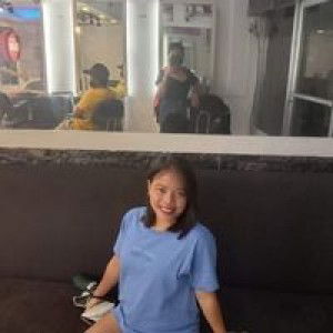 Gir Ly Villafuerte Azares profile icon