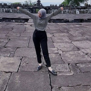 Firna. septiarr profile icon