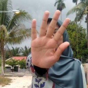 Nur hasima profile icon