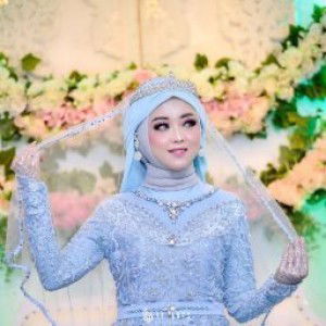 Putri Sintiasari profile icon