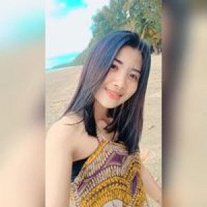 Fah Sriwataporn profile icon