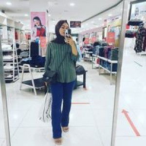 Desi Shinta profile icon