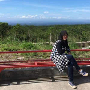 Alya Iqlima profile icon