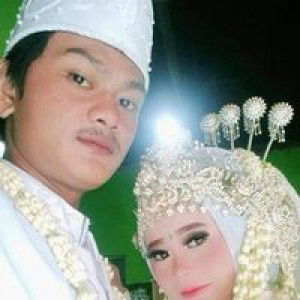 Dhita savitri profile icon