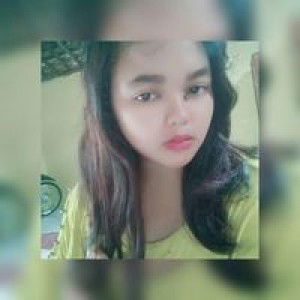Dwi Putri Ayu profile icon