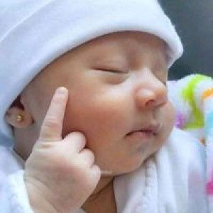 Aina Ratnasari profile icon