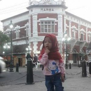 yuni Astuti profile icon