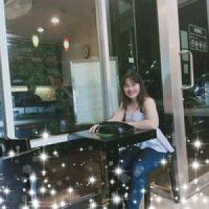 Rattana Chomnok profile icon